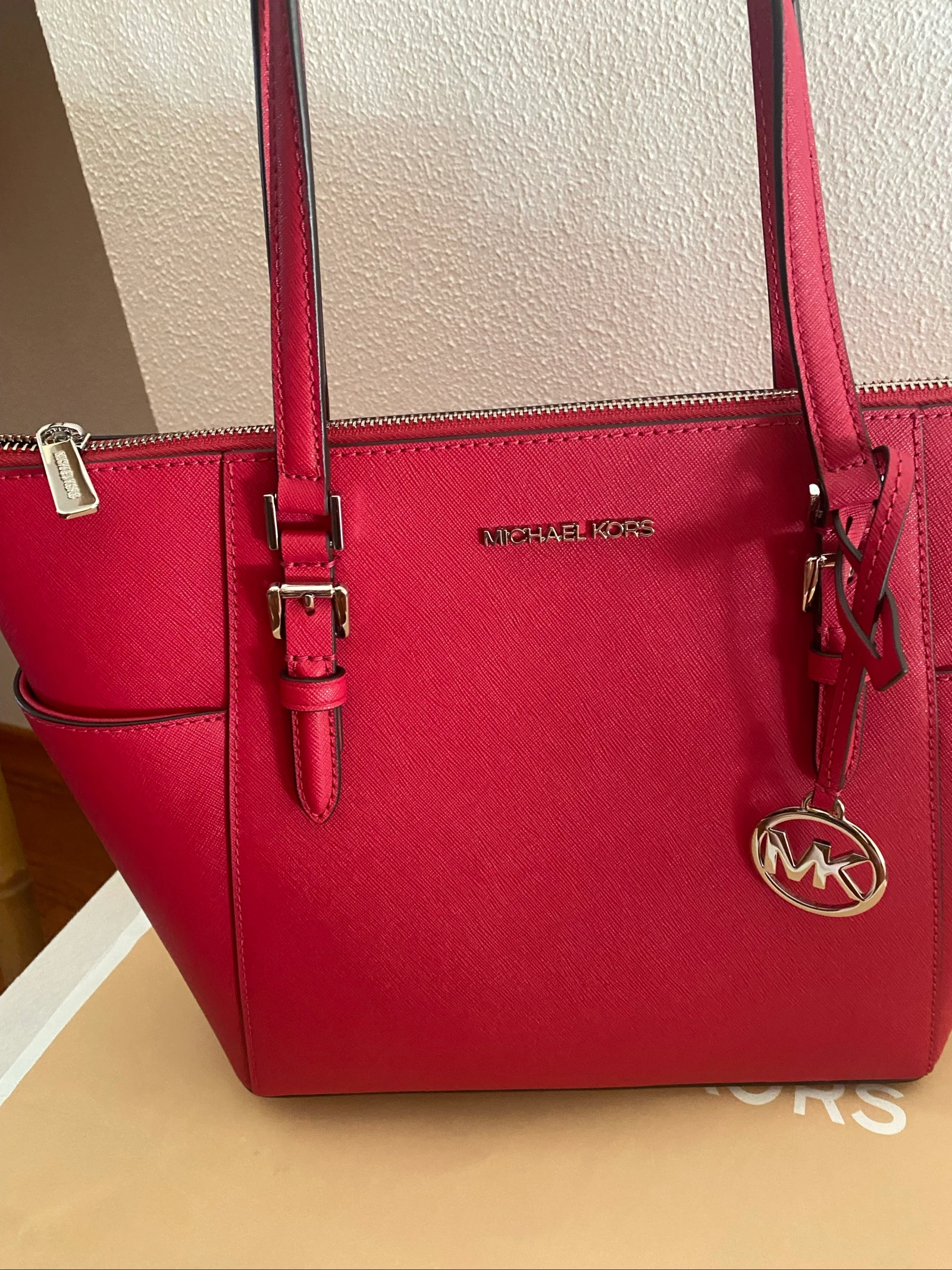 Mala Michael Kors
